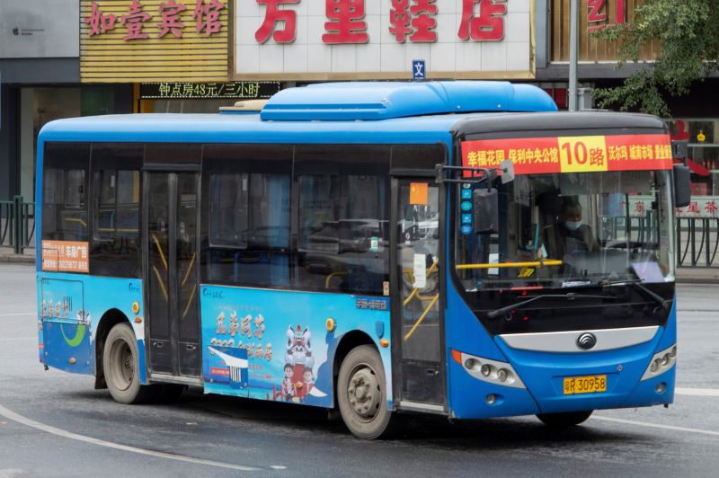 文件:粤R30958（英德10路）.jpg