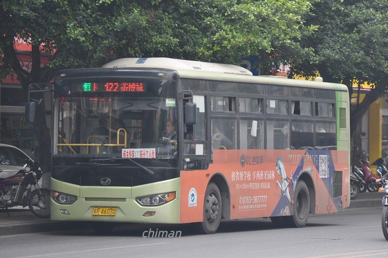 文件:粤R46070 122路.jpg
