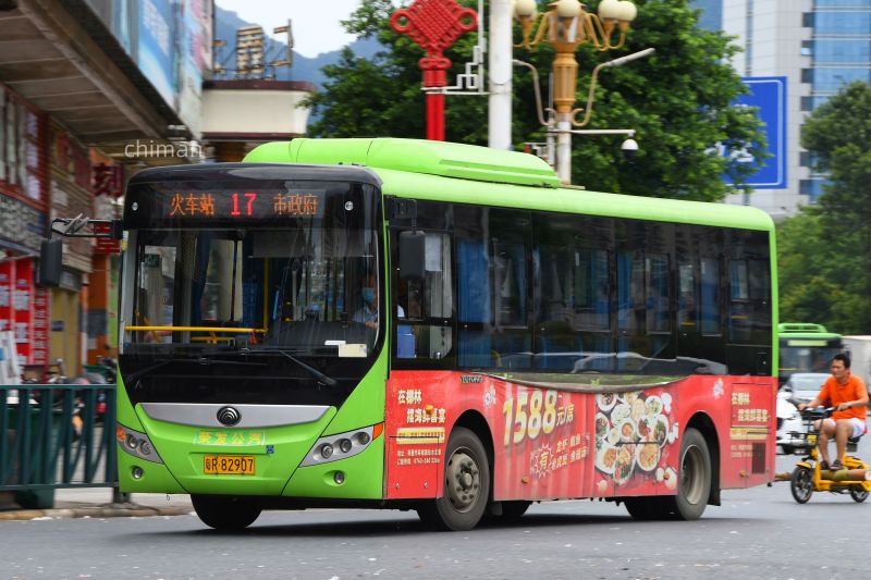文件:粤R82907（英德17路）.jpg