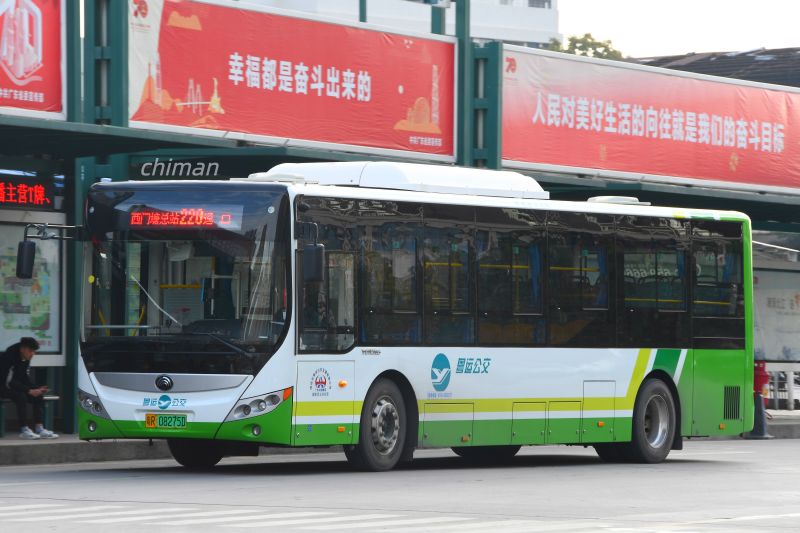 文件:粤R08275D 220路.jpg