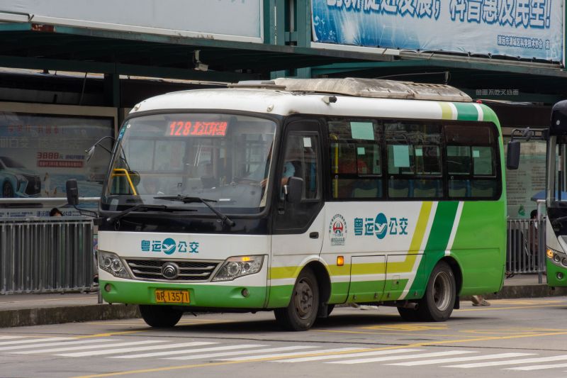 文件:粤R13571@128.jpg
