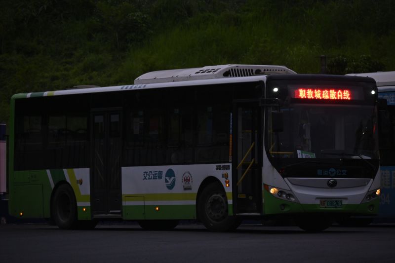 文件:粤R08826D@职教城疏散A.jpg