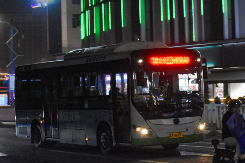 文件:粤R86191@112.jpg